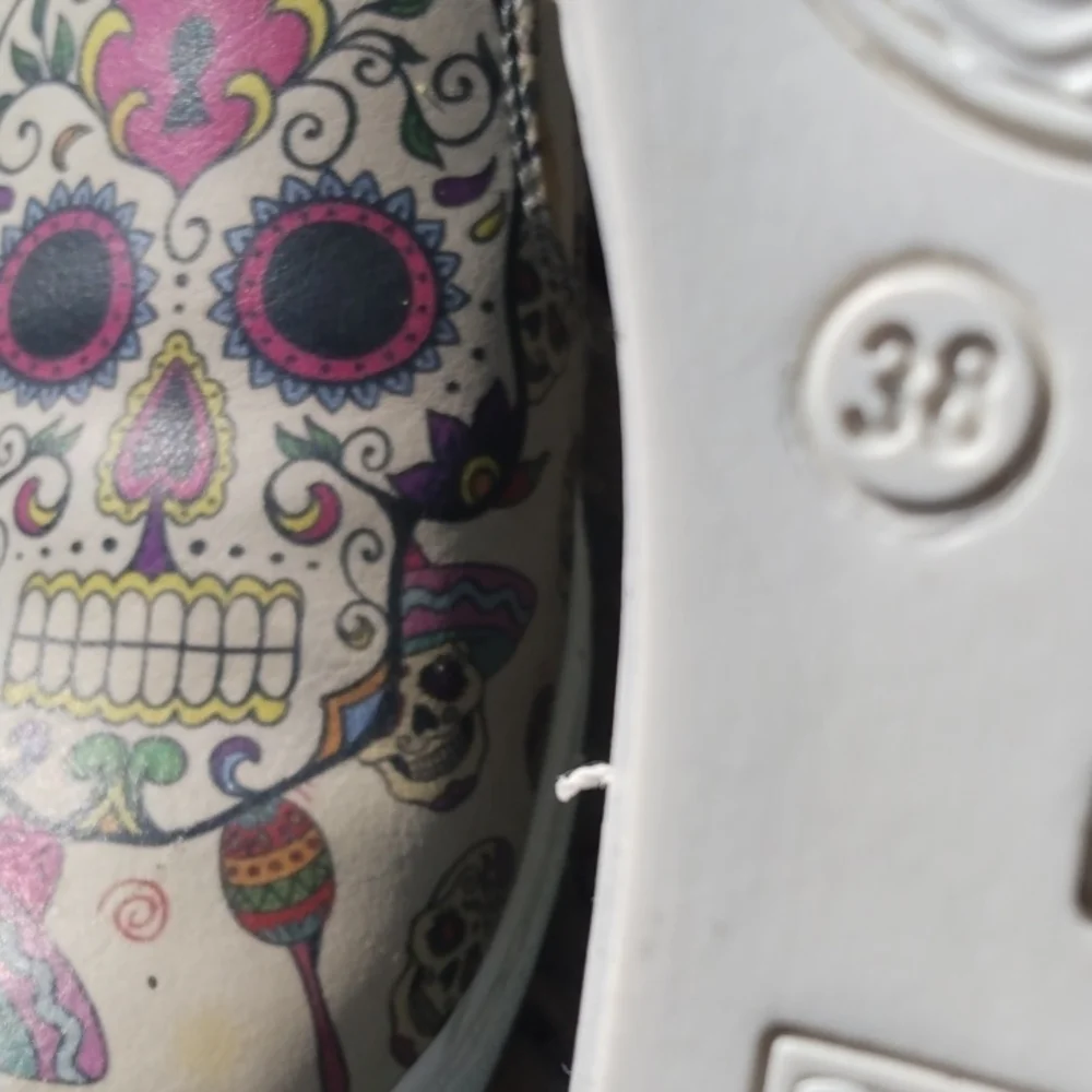 goby Dias de las muetas skull shoes size 7 - Picture 5 of 5